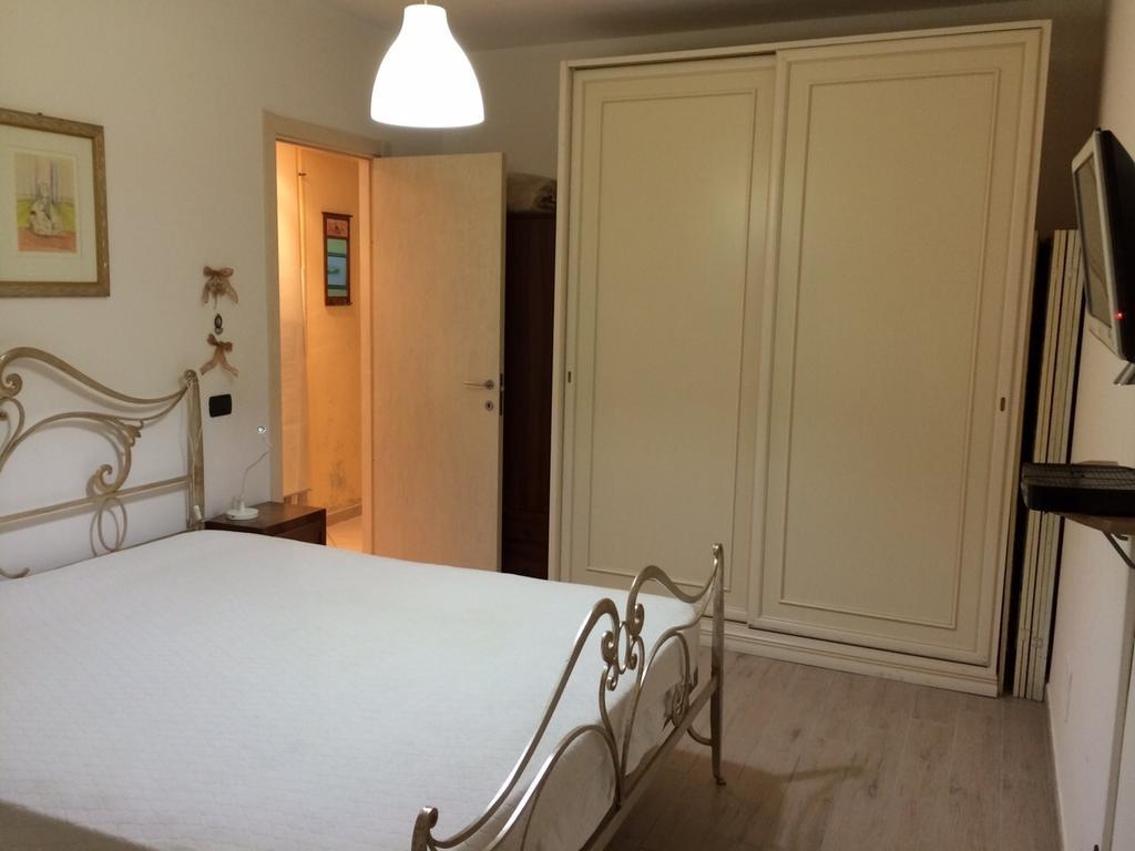 Apartment Largo Del Teatro ポルト・サン・ジョルジョ 部屋 写真